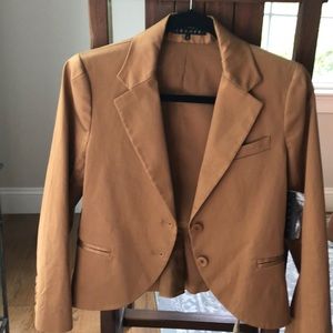 Theory NWT cropped blazer